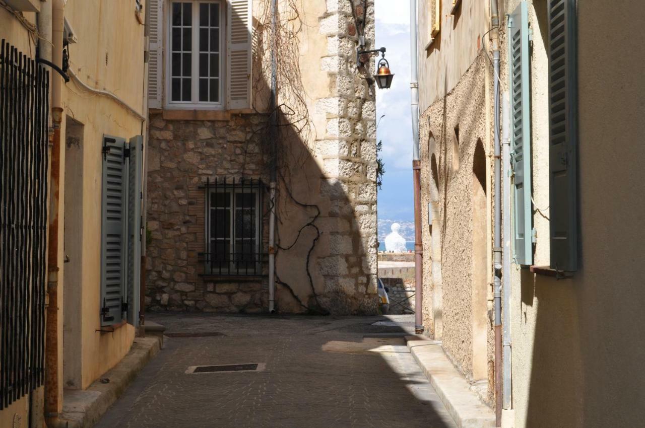 Hanna-Logis Antibes Exteriör bild